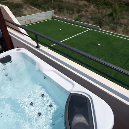 Roza S Privatnim Grijanim Bazenom I Jacuzzijem * Sukosan