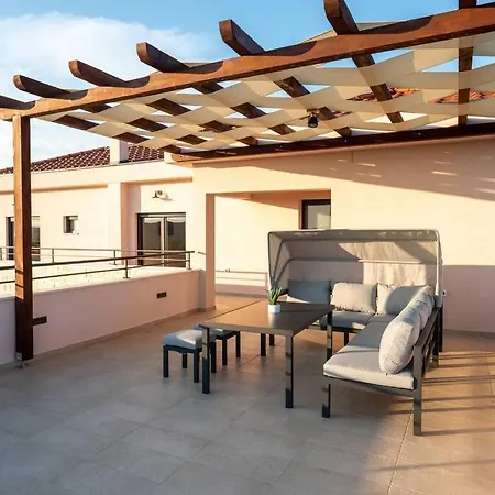 Roza S Privatnim Grijanim Bazenom I Jacuzzijem *