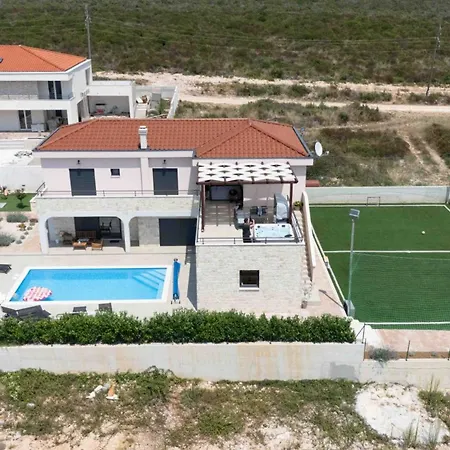 Villa Roza S Privatnim Grijanim Bazenom I Jacuzzijem