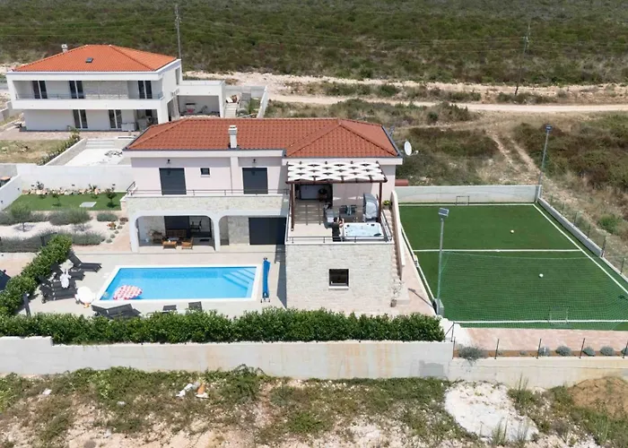 Villa Roza S Privatnim Grijanim Bazenom I Jacuzzijem